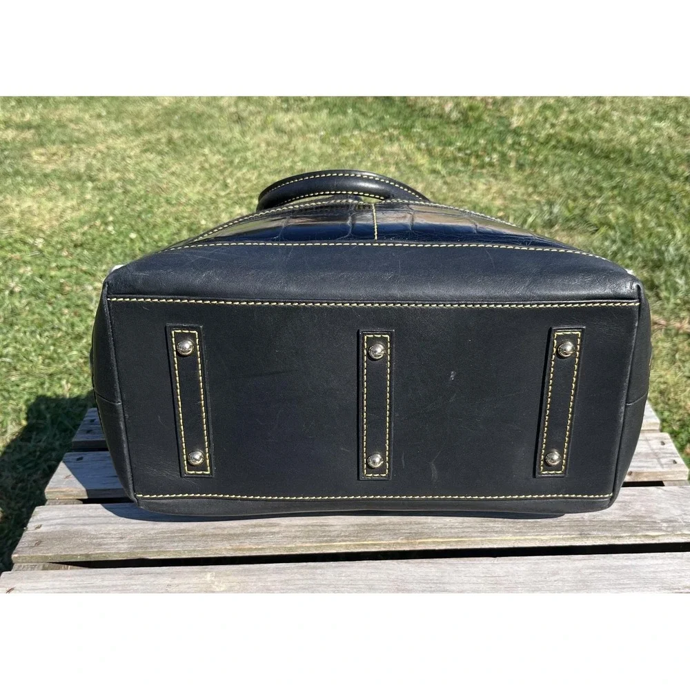 Dooney & Bourke Black Croco Embossed Leather Large Zip Satchel‎ Tote Purse
